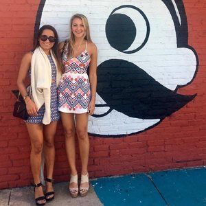 Meet your Posher, Danielle